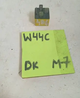 Peugeot 406 Other relay 03701