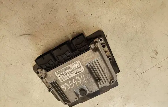 Citroen C4 SpaceTourer Engine control unit/module 0261S05715 9666320880 9666824080