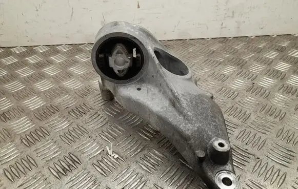 Tesla Model 3 Engine mounting bracket 109327850B