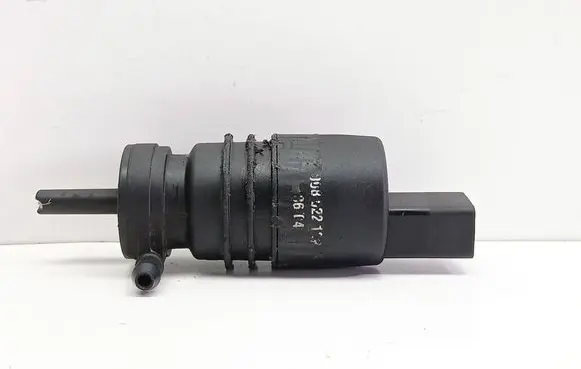 Audi A6 S6 C6 4F Windscreen/windshield washer pump 00802213