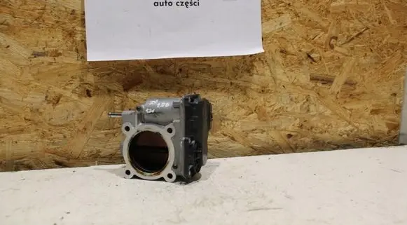 Subaru XV I Throttle valve 16112AA380