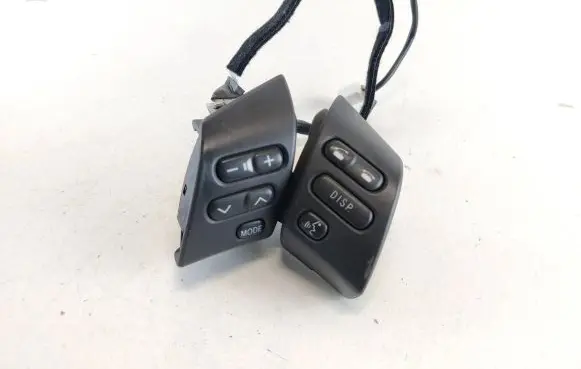 Lexus RX 330 - 350 - 400H Steering wheel buttons/switches 