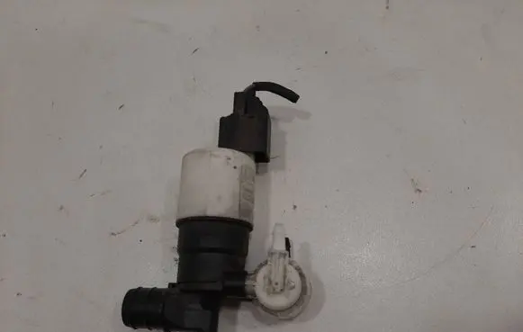 Volvo S60 Windscreen/windshield washer pump BK21-17K624-BA