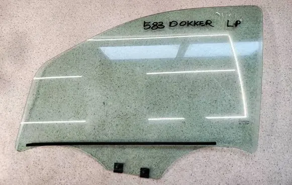 Dacia Dokker Front door window/glass (coupe) 