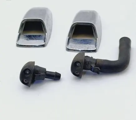 Chevrolet Evanda Windshield washer spray nozzle 