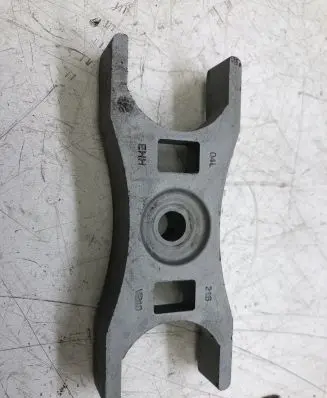 Volkswagen Tiguan Allspace Fuel Injector clamp holder 04L216