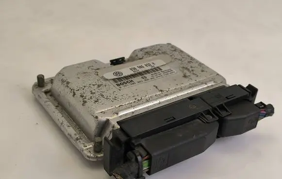 Volkswagen Polo III 6N 6N2 6NF Engine control unit/module 030906032H 0261206002 26SA6208