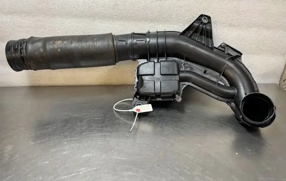 Intercooler hose/pipe