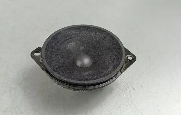 Jeep Grand Cherokee WL Panel speaker P68416998AA 26777AE