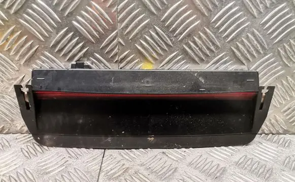 Volkswagen PASSAT CC Third/center stoplight 3c8945087