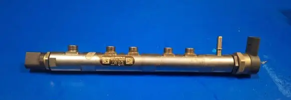 BMW 3 E90 E91 Fuel main line pipe 0445214182 780012702 196848