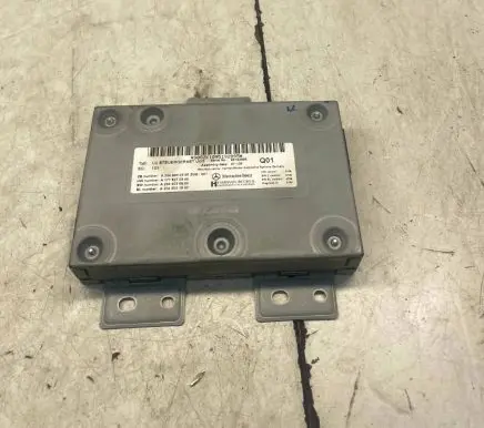 Mercedes-Benz E W211 Other control units/modules A1718270345 A2049021000 A2049000300