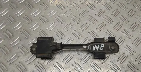 Battery bracket
