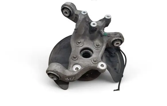 Mercedes-Benz GLA W156 Rear wheel hub 2460106 A2460106
