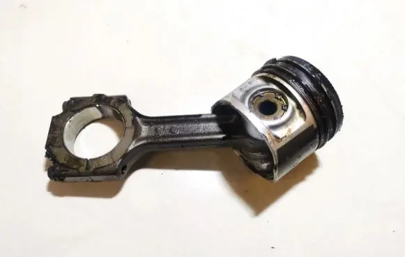 Alfa Romeo 166 Piston with connecting rod