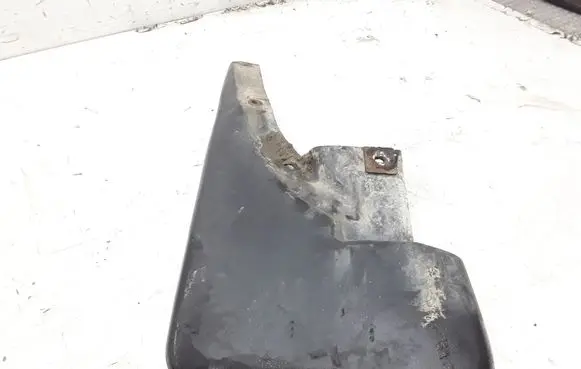 Mitsubishi Pajero Sport I Rear mudguard 