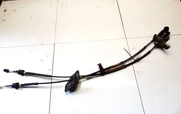 Gear shift cable linkage