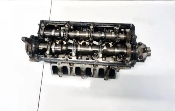 Audi A4 S4 B7 8E 8H Engine head 059L