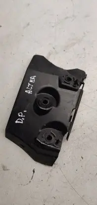 Seat Altea Front bumper mounting bracket 5p0807184A