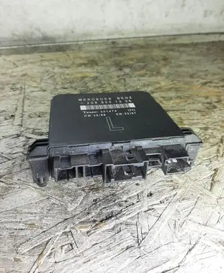 Mercedes-Benz C W202 Door control unit/module 2088201326 351474