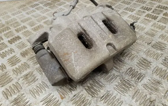 Ford Mustang VI Front brake caliper FR3C-2010-FH