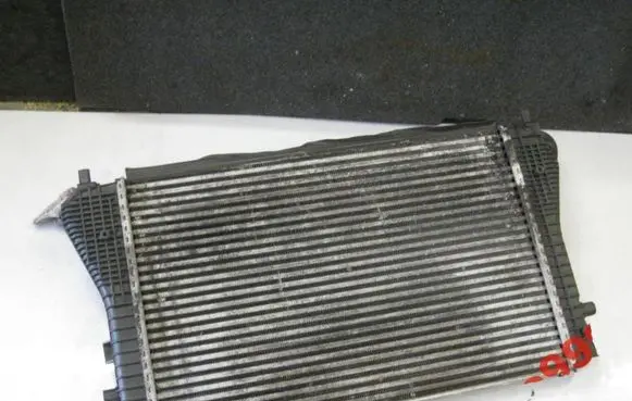 Volkswagen Golf V Intercooler radiator L3738