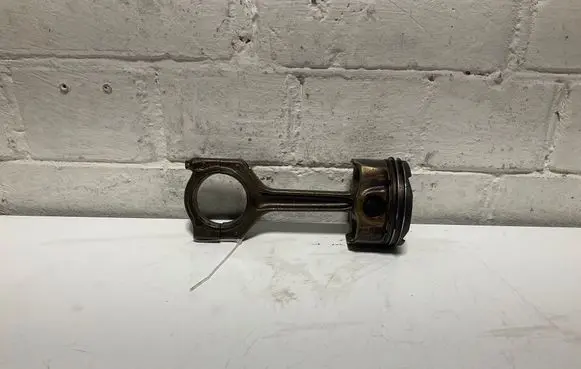 BMW 3 E90 E91 Piston with connecting rod 