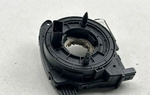 Volkswagen Jetta VI Airbag slip ring squib (SRS ring) 5C0959653 260820130856 E1060910