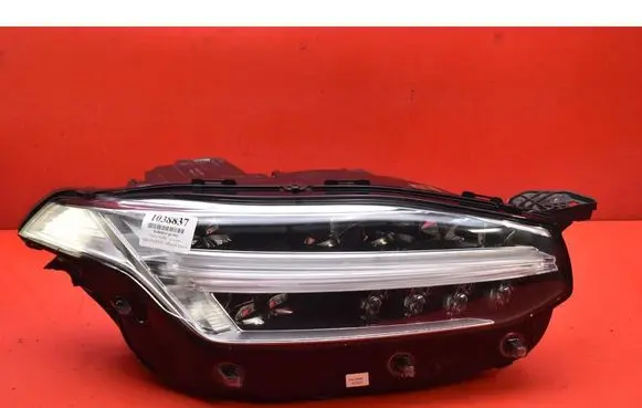 Volvo XC90 Headlight/headlamp 31446881