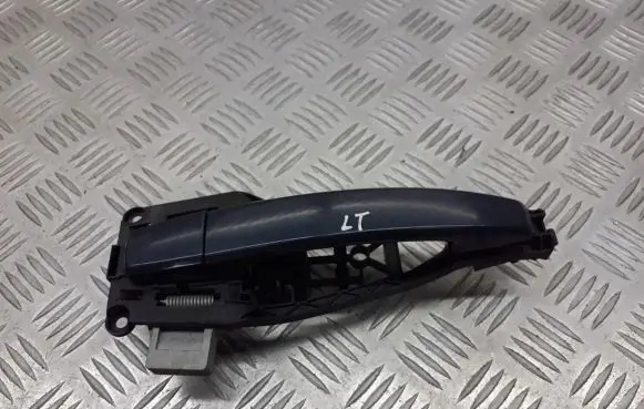 Opel Zafira B Rear door interior handle