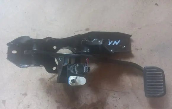 Brake pedal
