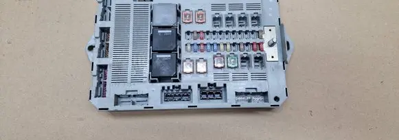 Jaguar XF X250 Fuse module 9X2314D628AC