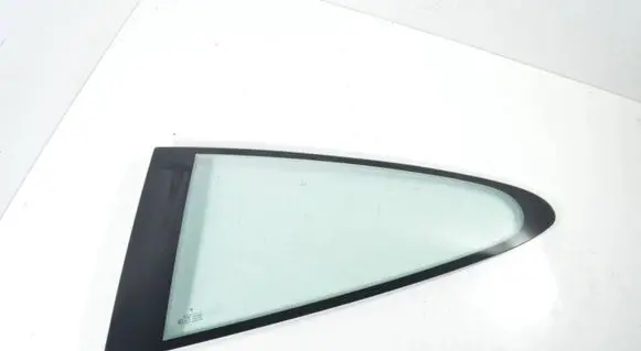 Porsche 911 996 Rear vent window glass 99654311103