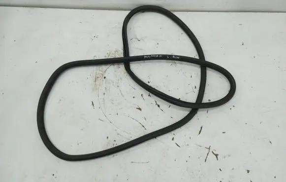 Volkswagen Multivan T7 Sliding door rubber seal 