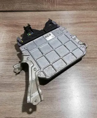 Toyota Yaris Engine control unit/module ECU 896610DB00 MB2753004332
