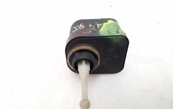 Audi A4 S4 B5 8D Headlight level adjustment motor 