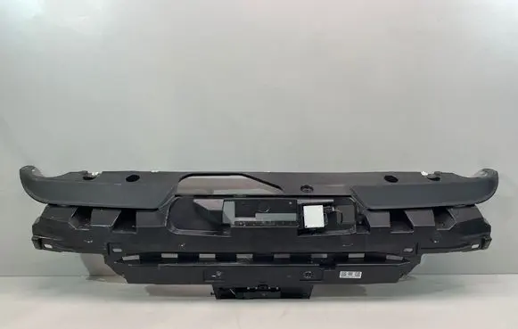 BMW 5 G60 G61 Rear bumper mounting bracket 8084702