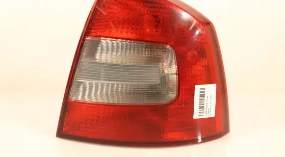 Skoda Octavia Mk2 (1Z) Rear/tail lights 1Z5945096B