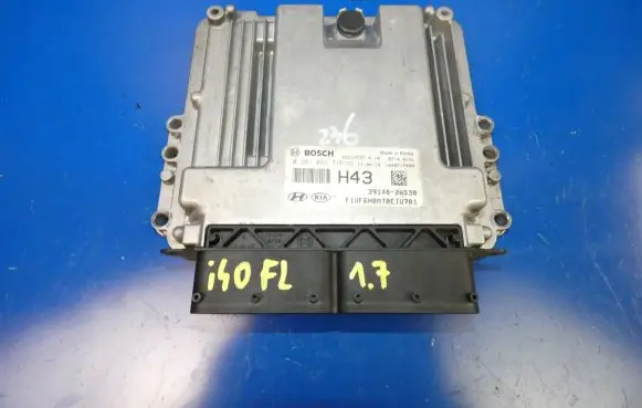 Hyundai i40 Engine control unit/module 391402A530