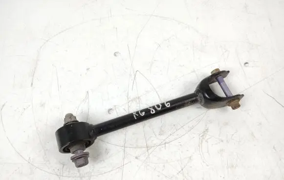 Toyota RAV 4 (XA50) Rear control arm
