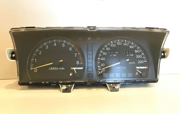 Mitsubishi Galant Speedometer (instrument cluster) MB521495 2578001146
