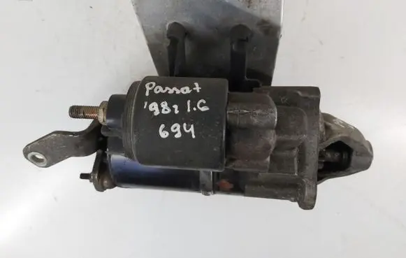 Volkswagen PASSAT B5 Starter motor