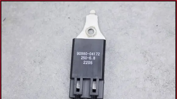 Lexus RX 330 - 350 - 400H Other relay 9098004172