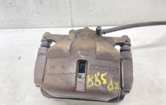 Nissan Qashqai Front brake caliper 5758R