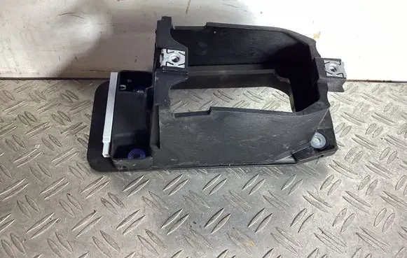 Volkswagen Tiguan Other center console (tunnel) element 5TA864453