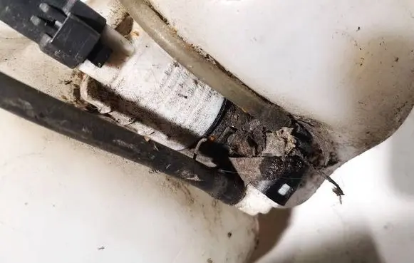 Windscreen/windshield washer pump