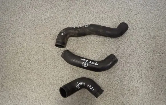 Nissan Primera Intercooler hose/pipe
