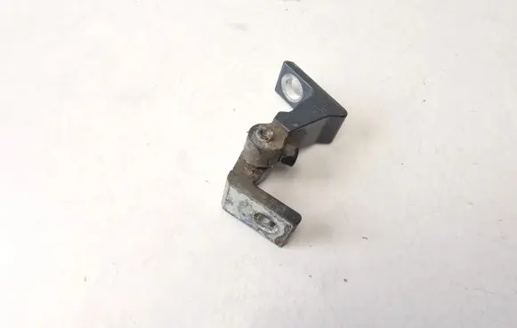 Volkswagen Jetta VI Rear door upper hinge 8K0831402D