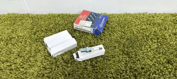BMW 3 E30 Spark plug OK01a-18110