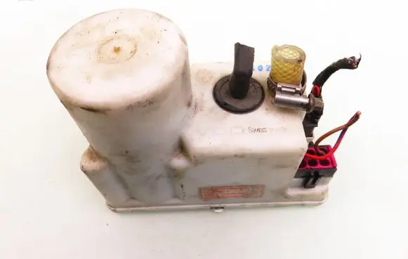 Audi A4 S4 B5 8D Central locking vacuum pump 4A0862257H